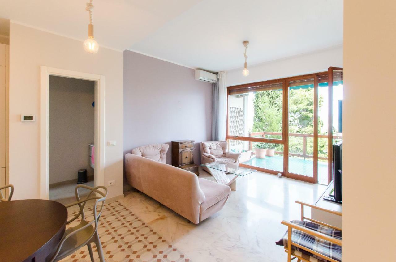 Luxury Apartment With Bay View Sanremo Bagian luar foto