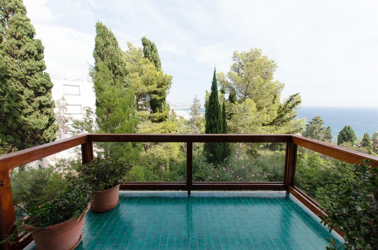 Luxury Apartment With Bay View Sanremo Bagian luar foto