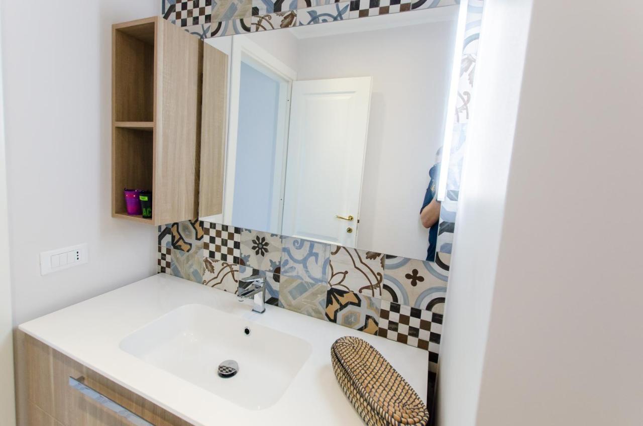 Luxury Apartment With Bay View Sanremo Bagian luar foto
